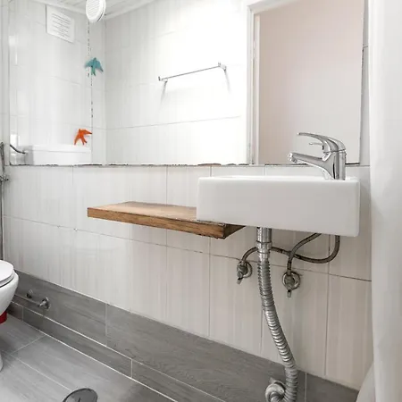 Ana's House Appartamento Óbidos